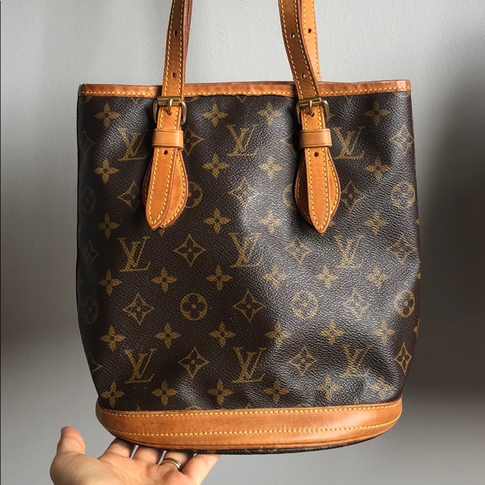 Louis Vuitton bucket PM